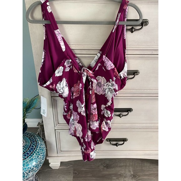 Women’s freshwater one piece plus size swim suit new with tags - Picture 6 of 6